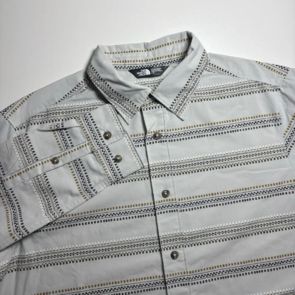 The North Face Aztec Striped Shirt Men's L Gray Long Sleeve Western Button Up‎